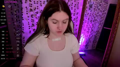 Julia  online show from 03.21.26