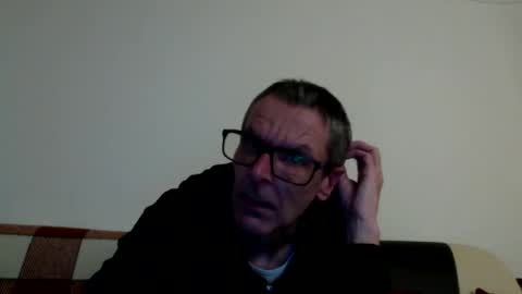 Snapshot of lovepvclate40s chatting on 12.21.25 lovepvcearly50s online show from 12.21.25