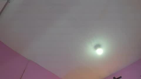 L O V E  online show from 01.15.26