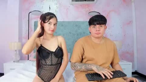 Snapshot of loverebels_ chatting on 11.10.25 loverebels_ online show from 11.10.25