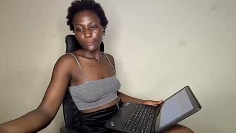 Snapshot of lovergirl2003 chatting on 01.29.25 Kate online show from 01.29.25