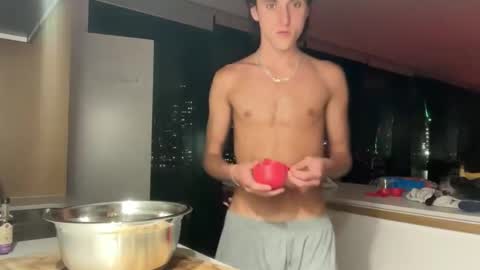 Snapshot of loves_leo chatting on 02.04.26 Leo Loves online show from 02.04.26