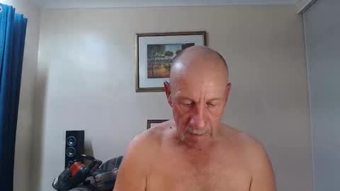 Snapshot of lovesblackazz chatting on 02.26.26 Lovesblackazz online show from 02.26.26