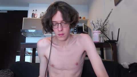 Snapshot of lovesomecookies chatting on 09.20.25 LovesomeCookie online show from 09.20.25