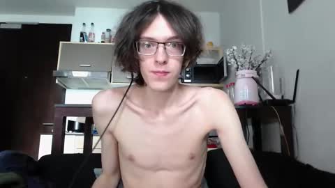 Snapshot of lovesomecookies chatting on 10.05.25 LovesomeCookie online show from 10.05.25