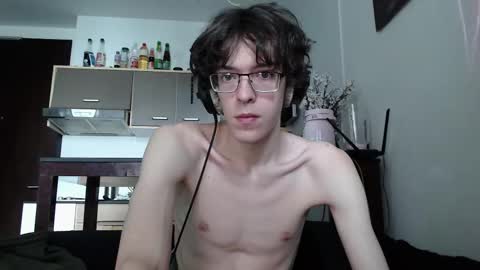 Snapshot of lovesomecookies chatting on 10.09.25 LovesomeCookie online show from 10.09.25