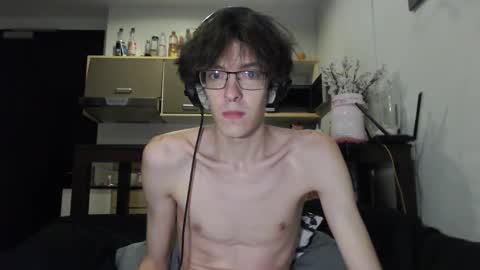 Snapshot of lovesomecookies chatting on 10.12.25 LovesomeCookie online show from 10.12.25