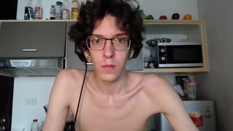 Snapshot of lovesomecookies chatting on 10.13.25 LovesomeCookie online show from 10.13.25