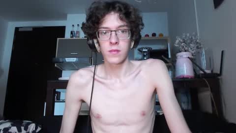 Snapshot of lovesomecookies chatting on 10.14.25 LovesomeCookie online show from 10.14.25