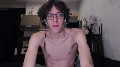 Snapshot of lovesomecookies chatting on 10.15.25 LovesomeCookie online show from 10.15.25