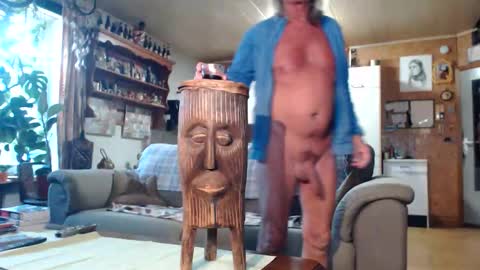 Snapshot of lovetobenaked10 chatting on 11.20.25 aaron online show from 11.20.25