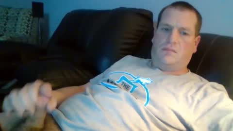 lovetocum37 online show from 12.18.25