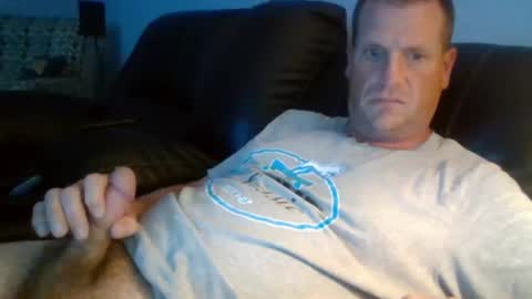Snapshot of lovetocum37 chatting on 06.22.26 lovetocum37 online show from 06.22.26
