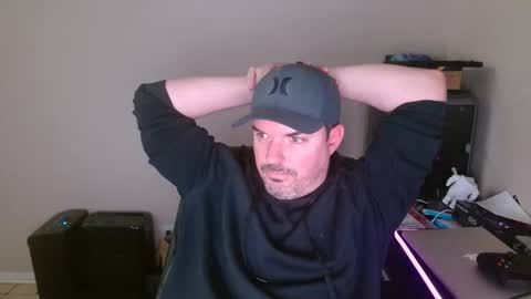 Snapshot of lovetofps chatting on 02.09.26 Love2Game online show from 02.09.26