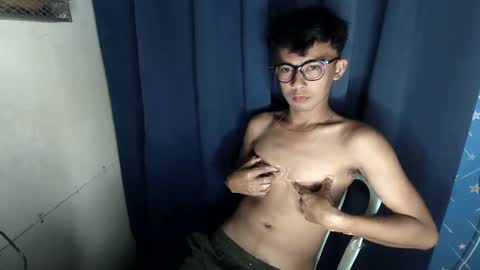 lovetosuckxox online show from 02.18.25