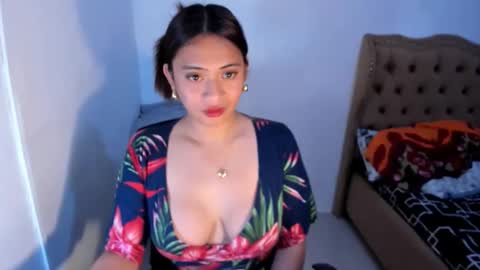 Snapshot of loveyoureign06 chatting on 02.07.26 Ryn online show from 02.07.26