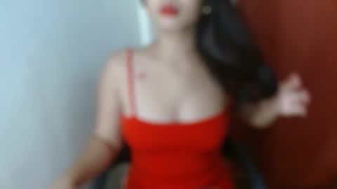 loving_ellah19 online show from 10.24.25