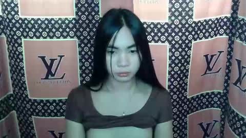 Snapshot of loving_rhean chatting on 11.22.25 loving_rhean online show from 11.22.25