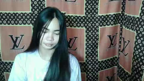 Snapshot of loving_rhean chatting on 11.28.25 loving_rhean online show from 11.28.25