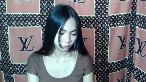 Snapshot of loving_rhean chatting on 12.14.25 loving_rhean online show from 12.14.25