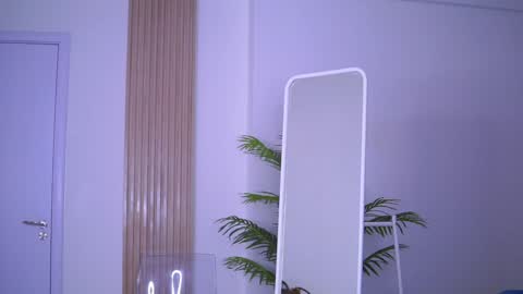 Snapshot of lovingblondie chatting on 01.20.25 Nora online show from 01.20.25