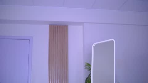 Snapshot of lovingblondie chatting on 02.05.25 Nora online show from 02.05.25