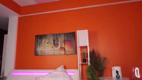 Nora online show from 01.12.26