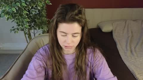 Snapshot of lovvingwhisperr chatting on 05.02.26 Erika online show from 05.02.26