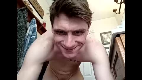 Snapshot of lowcard2389 chatting on 03.10.25 lowcard2389 online show from 03.10.25