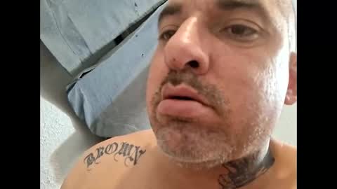 lowerahornyhighhard13 online show from 01.15.26