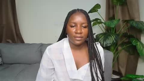 Snapshot of loyalcutie chatting on 02.14.26 loyalcutie online show from 02.14.26