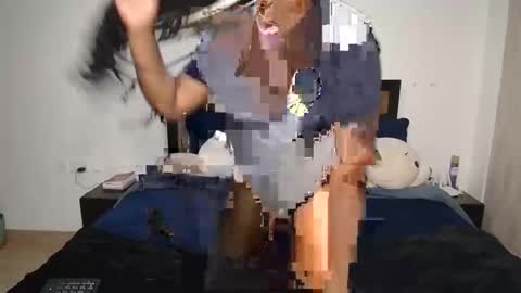 Snapshot of loyalcutie chatting on 02.17.26 loyalcutie online show from 02.17.26