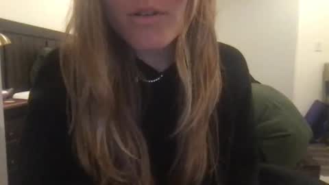 lozivelle online show from 12.04.25