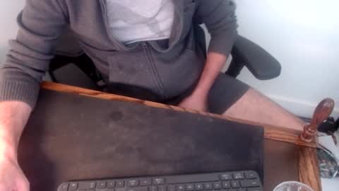 Snapshot of lreed090 chatting on 09.12.25 lreed090 online show from 09.12.25