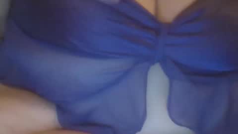 Snapshot of ltkinkygirl75 chatting on 09.18.25 ltkinkygirl75 online show from 09.18.25