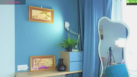 Snapshot of lu_muon chatting on 02.18.26 lu_muon online show from 02.18.26