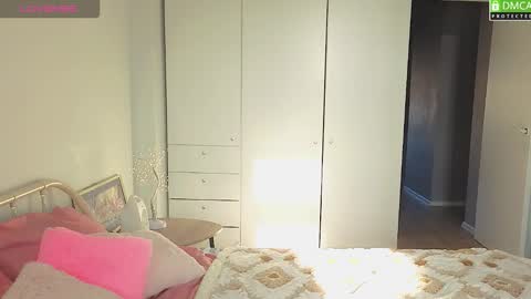 Snapshot of lu_muon chatting on 02.21.26 lu_muon online show from 02.21.26