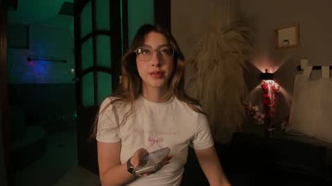  ---Goys incredible photographs online show from 01.08.25