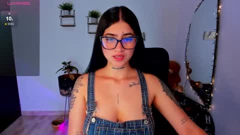 Luana online show from 12.12.24