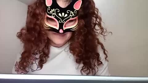 Snapshot of luanapowerful chatting on 02.23.25 luanapowerful online show from 02.23.25