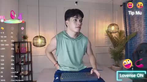 lUAN online show from 04.09.26