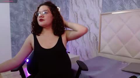 LUAR  online show from 12.19.25