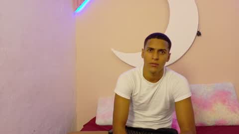 lucas837481 online show from 07.11.26