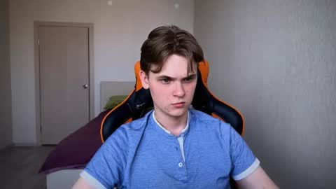 Lucas Gill online show from 03.07.25