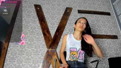 MIA HOT online show from 01.20.25