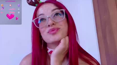 Snapshot of luccycollins_ chatting on 12.16.24 Luccy online show from 12.16.24