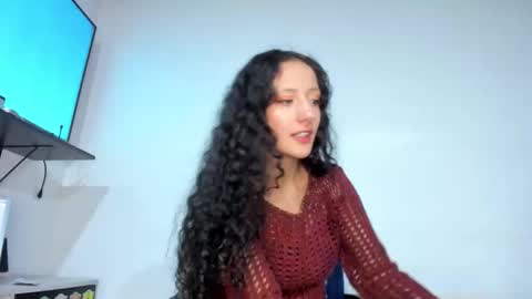 Lucia online show from 10.10.25