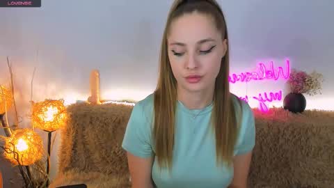 Sindy online show from 10.08.25