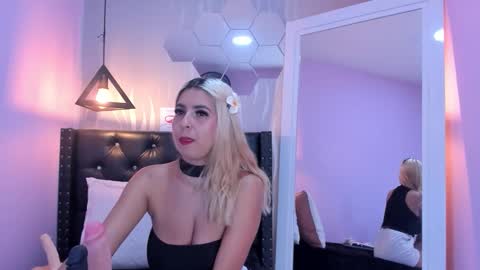 Lucia online show from 02.07.26