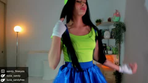 Lu   Intagramsandy fireeyes online show from 10.29.25